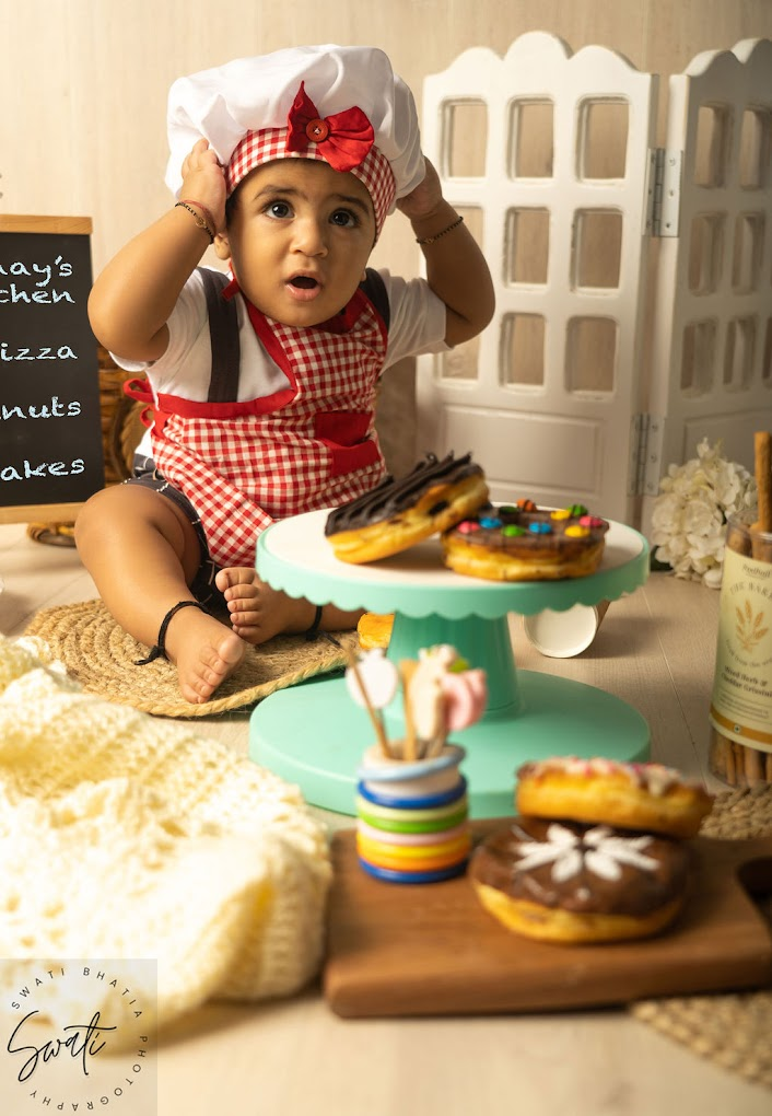 Cake Smash & Milestones photography session, Delhi NCR — Swati Bhatia Photography